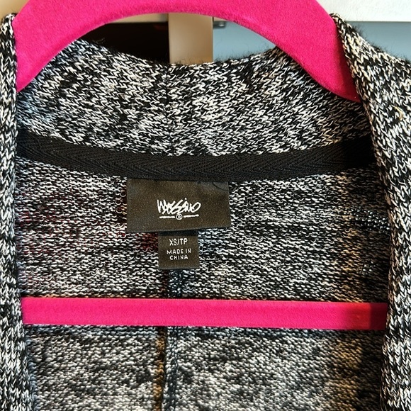 Mossimo Supply Co black and white marl sleeveless open front cardigan size XS - Picture 2 of 3